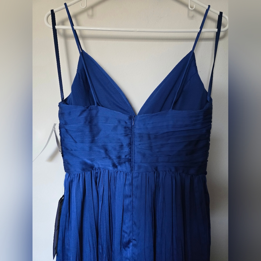 Betsy & Adam Women's Blue V-Neck Pleated Tiered Gown Dress Size 4 - Picture 5 of 10